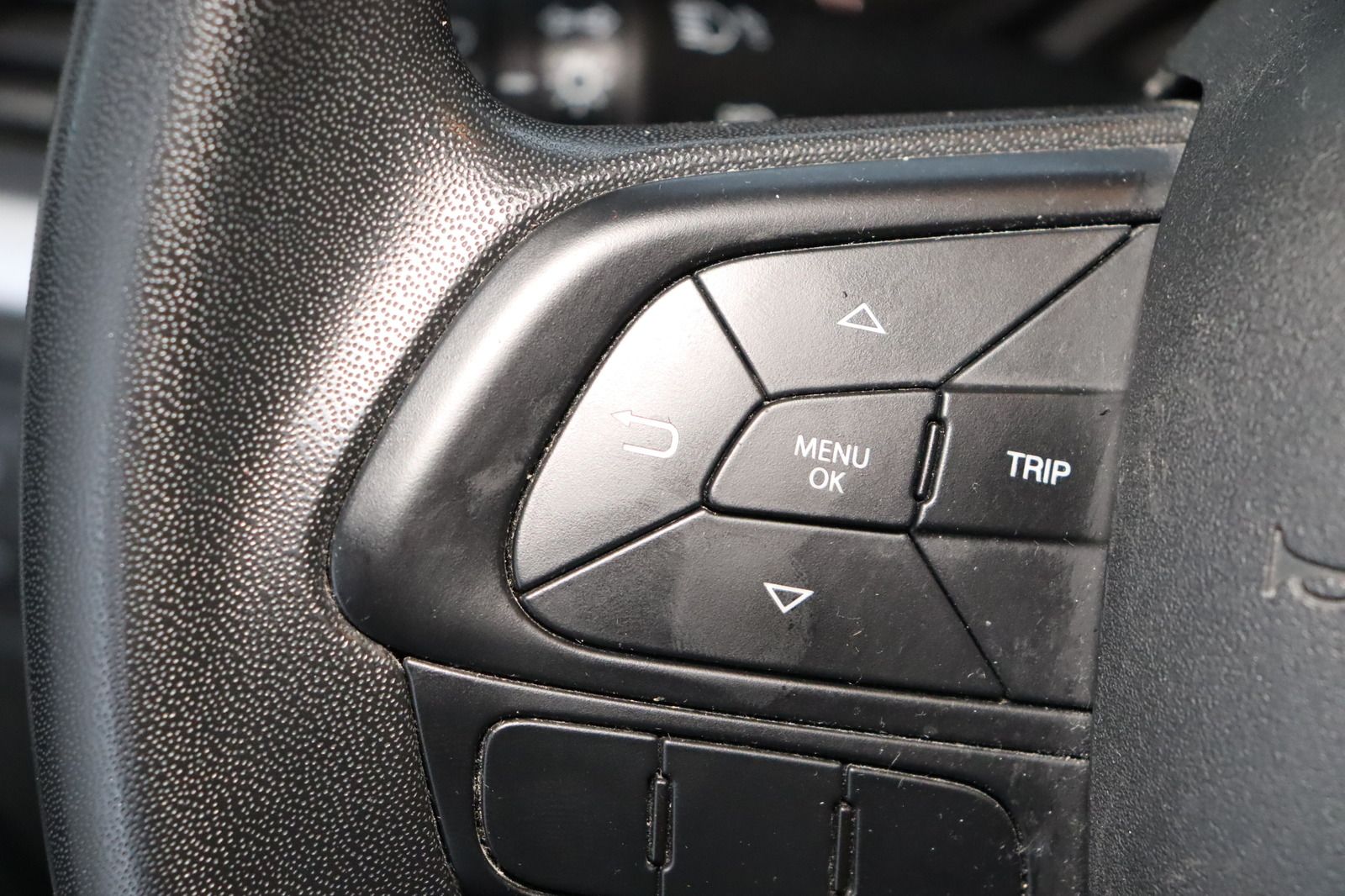 Fahrzeugabbildung Fiat Tipo 1.4 * PDC * HU/AU neu