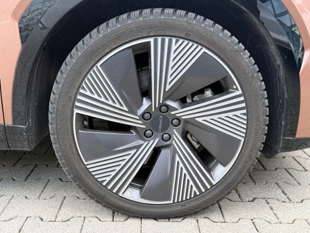 Lynk & Co 08