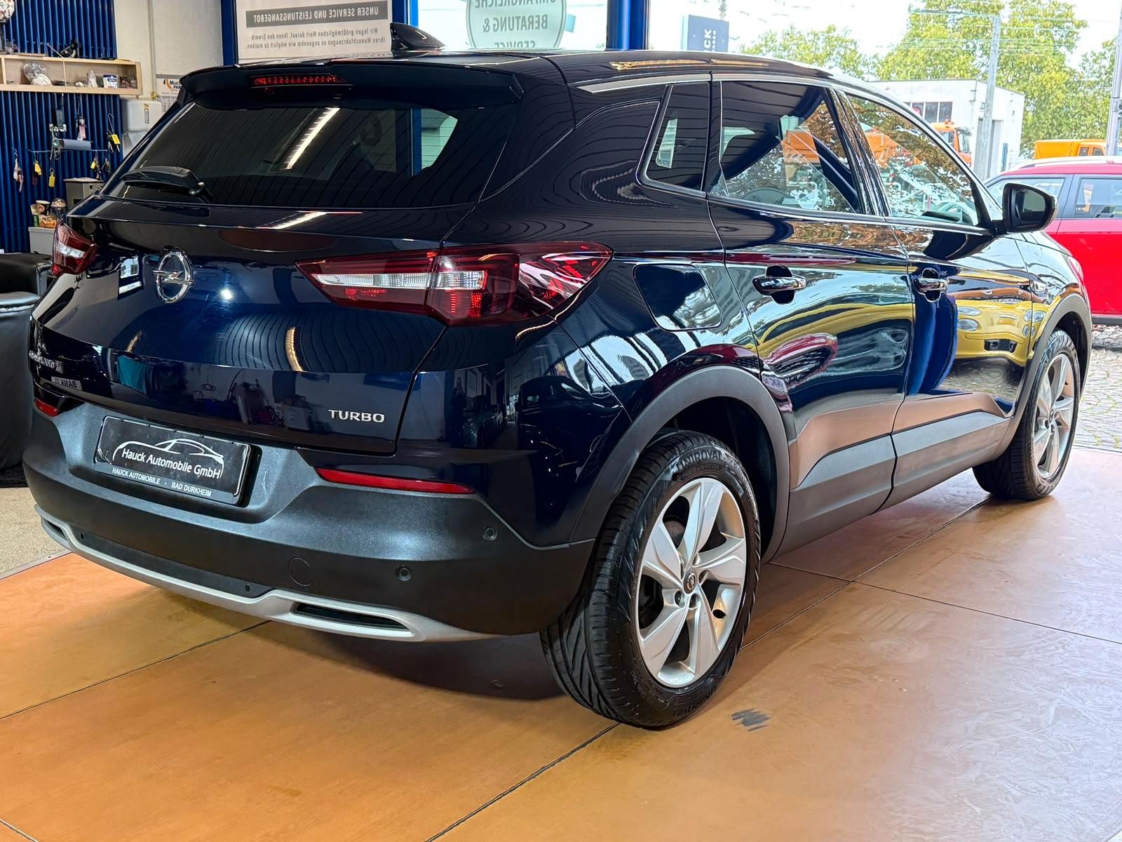 Opel Grandland (X) Design Line Automatik / R-Kamera