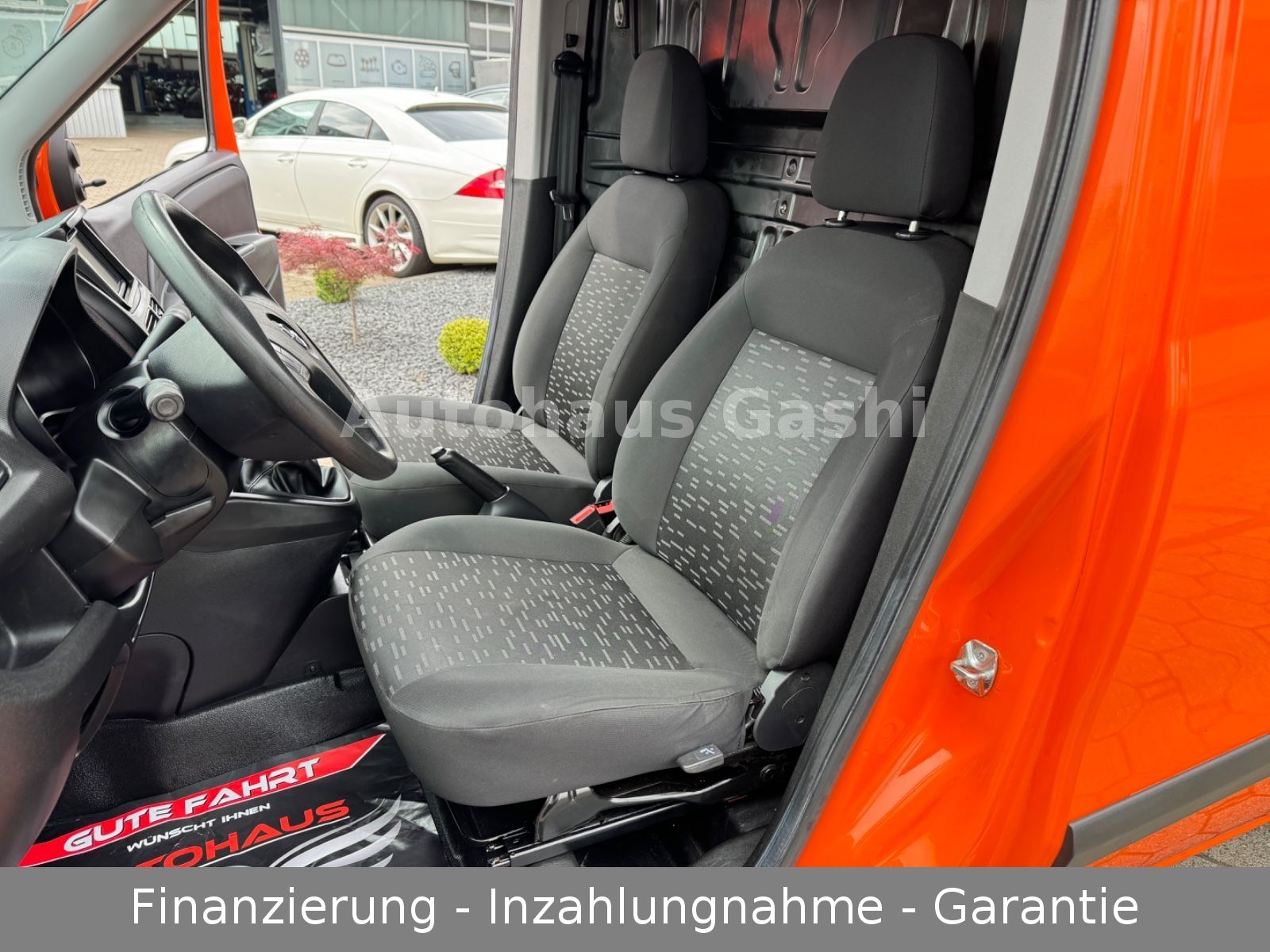 Fahrzeugabbildung Opel Combo 1.3 CDTI *1.HD*Navi*Klima*AHK*L1H1