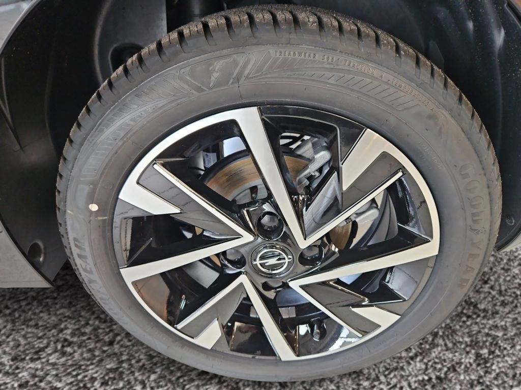 Fahrzeugabbildung Opel Corsa Hybrid Edition (F)