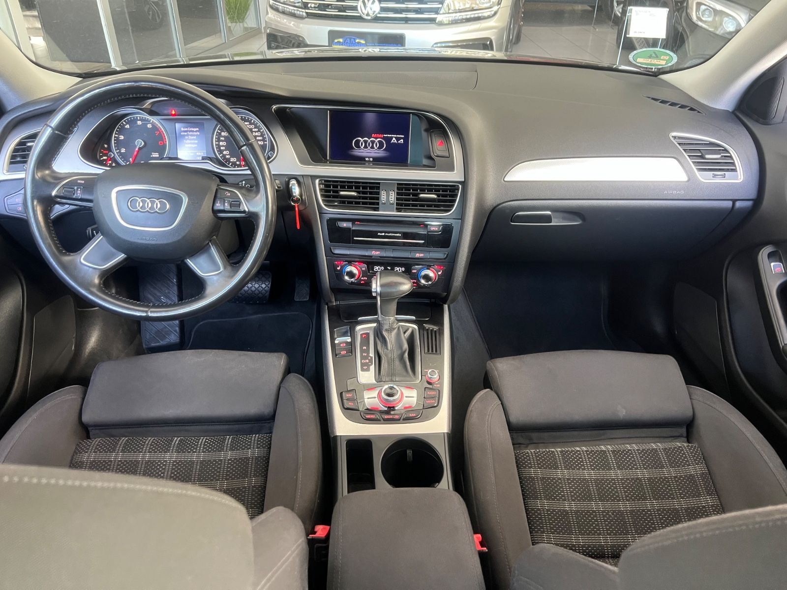 Fahrzeugabbildung Audi A4 Avant 2.0 TFSI Ambition *XENON/LED*AUTOMATIK*