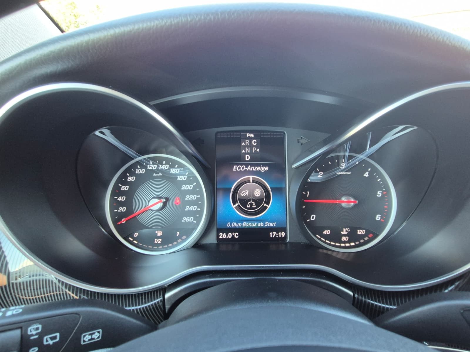 Fahrzeugabbildung Mercedes-Benz V 250 d EDITION 4MATIC lang LED*DISTRON.*MBUX10"