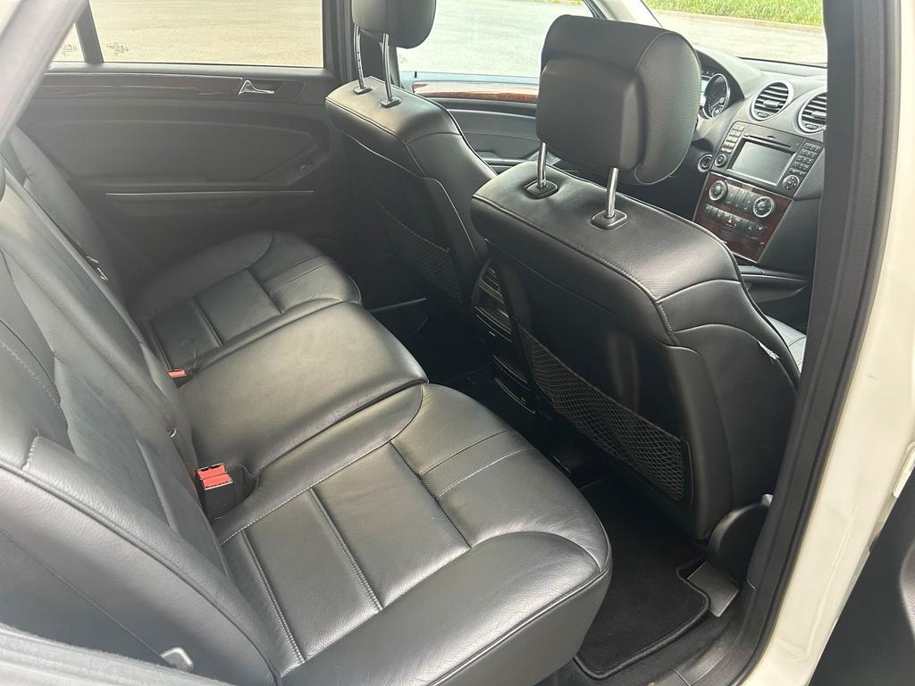 Mercedes-Benz ML 320
