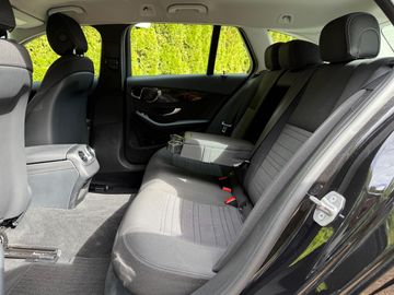 Mercedes C 220 - 9