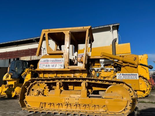 Komatsu D65E