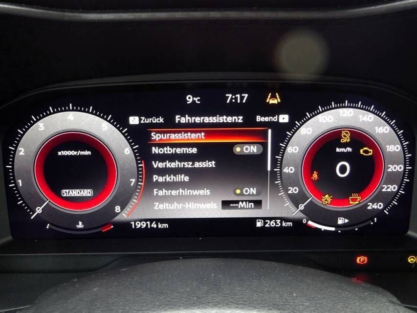 Fahrzeugabbildung Nissan Juke 1.0 DIG-T  N-Connecta Navi