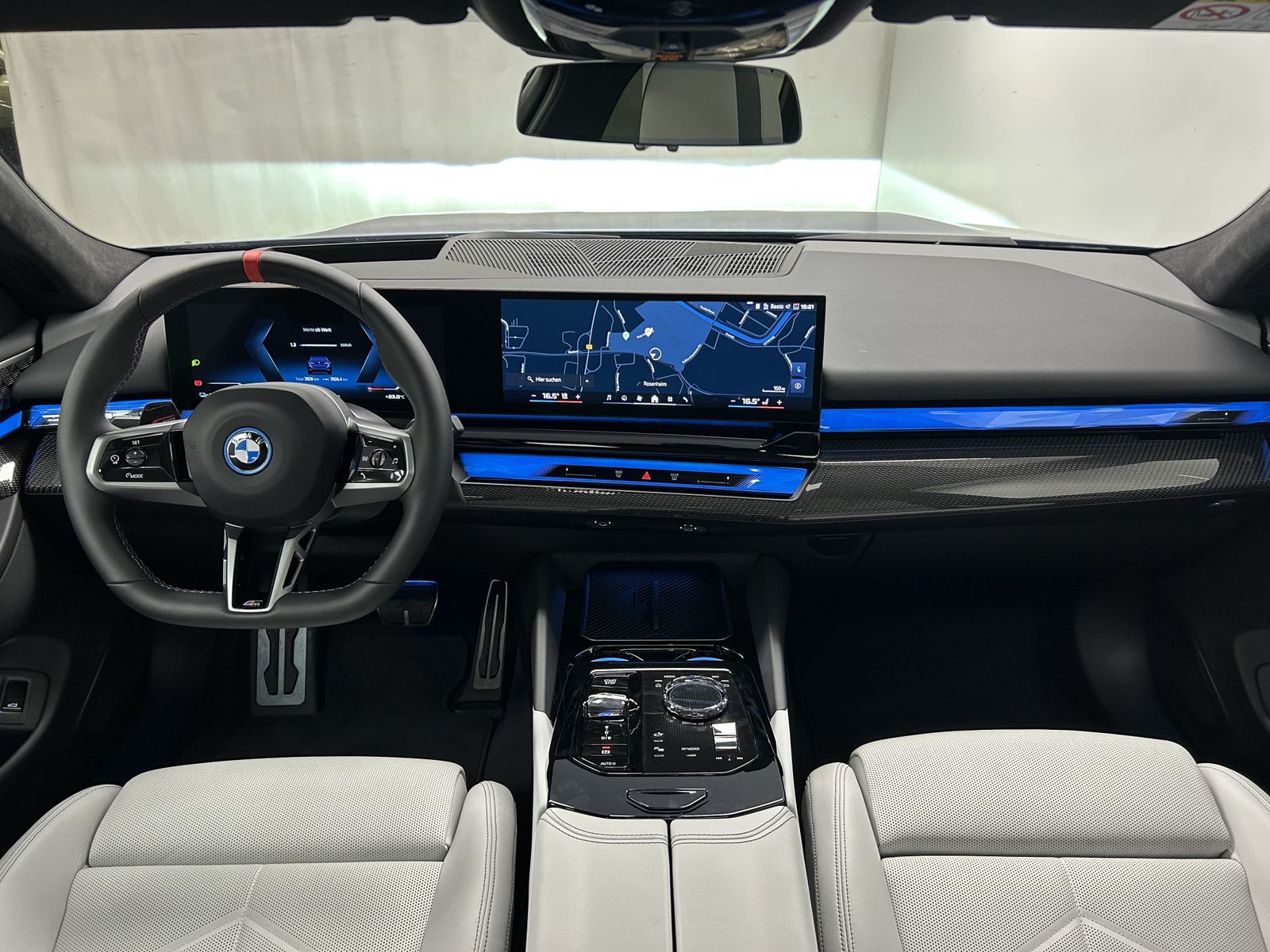 BMW i5 M60 xDrive Touring DAB LED Pano.Dach Bowser W foto 5