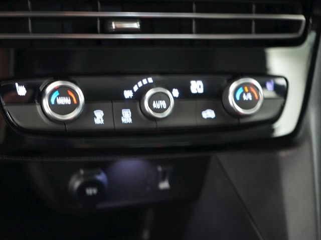 Mokka B ELEGANCE AT+NAVI+RÜCKFAHRKAMERA+LED-SCHE