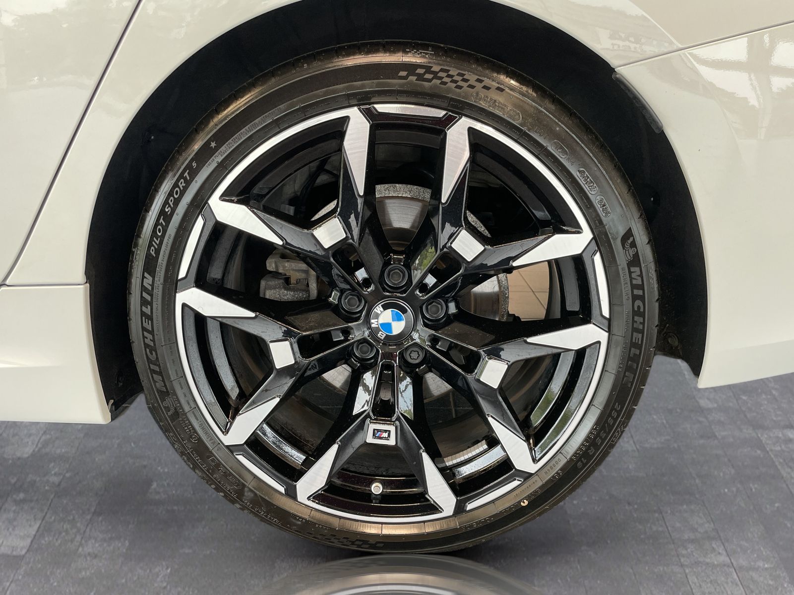 BMW 320 - Bild 14