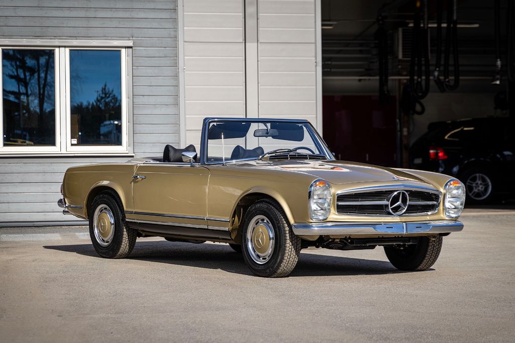 Mercedes-Benz SL 280