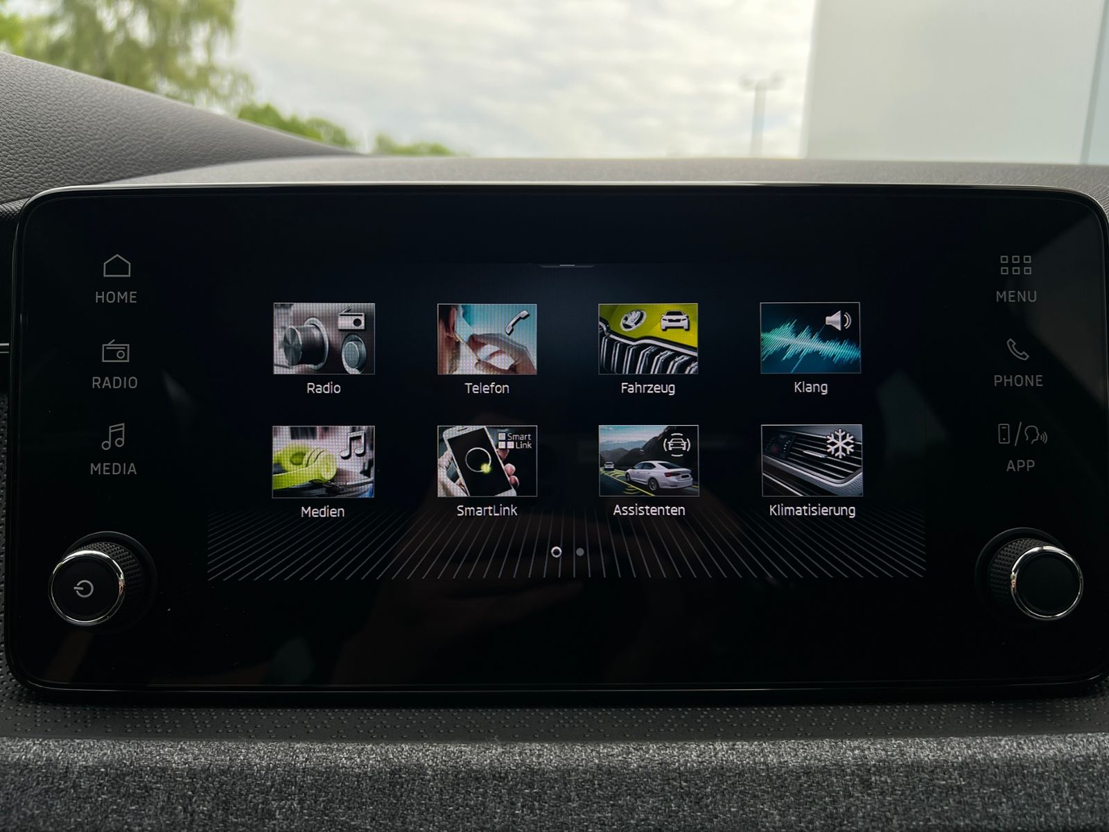 Fahrzeugabbildung SKODA Scala Selection 1.0 TSI DSG *LED, SmartLInk, Kam