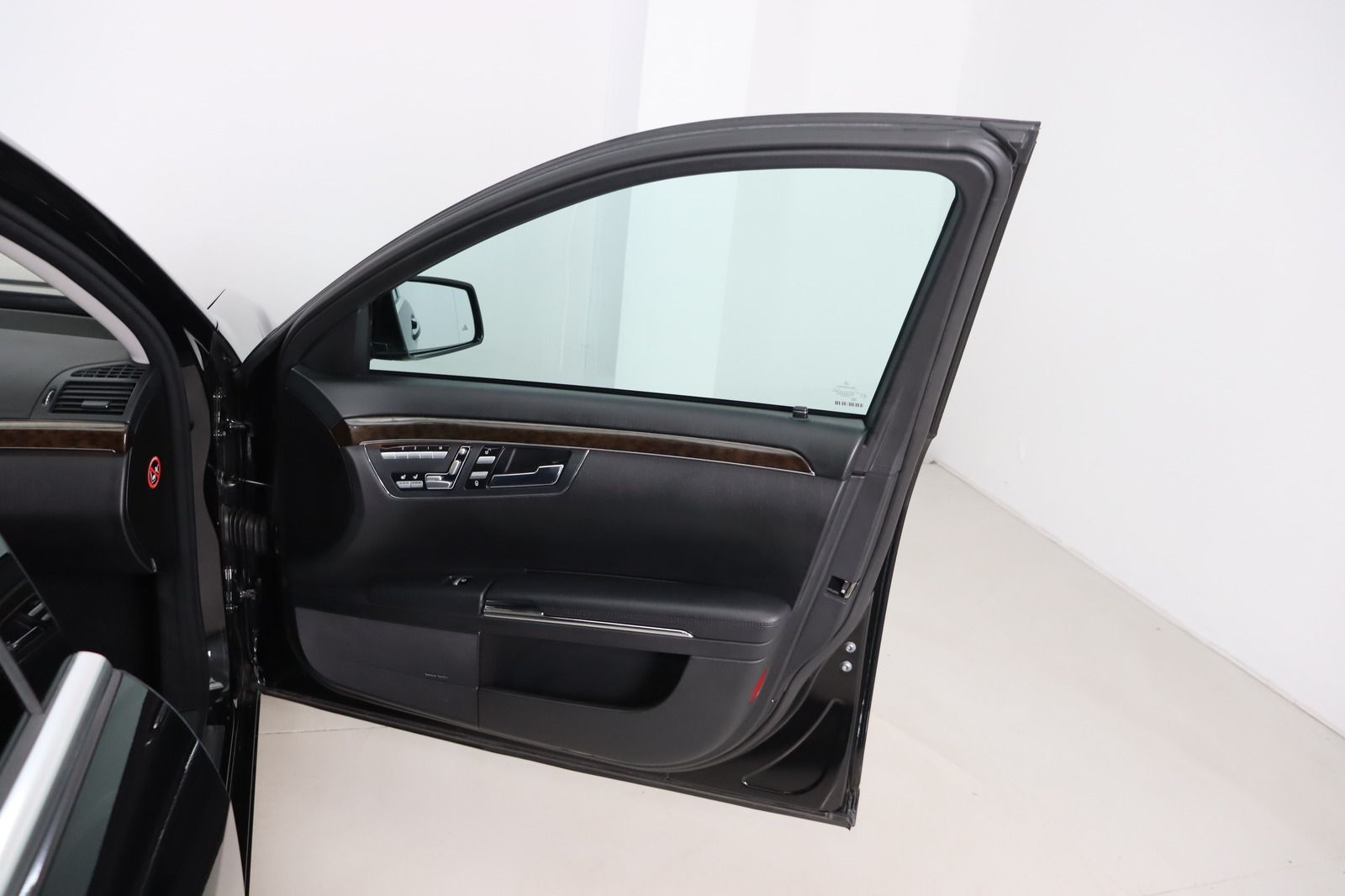 Fahrzeugabbildung Mercedes-Benz S 350 BlueTEC 4MATIC  * DIS * Nachtsicht * AHK