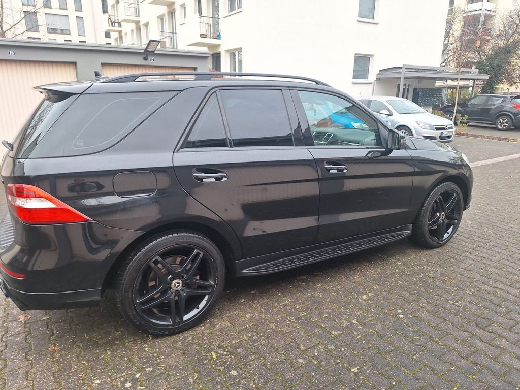 Mercedes-Benz ML 350