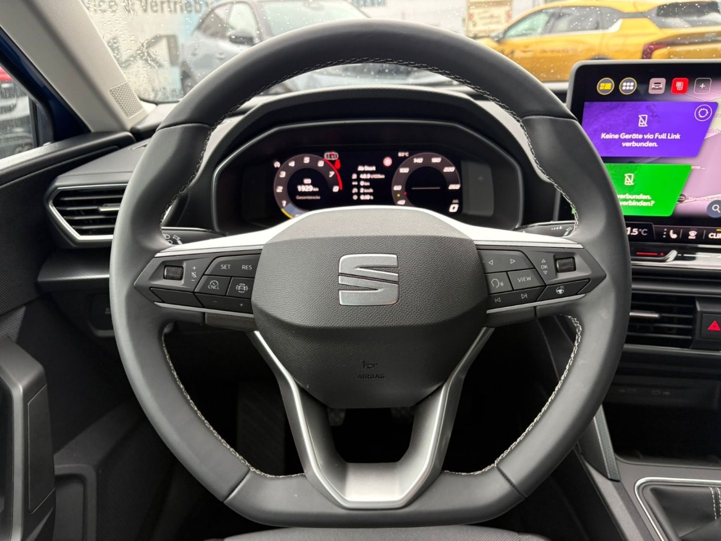 Fahrzeugabbildung SEAT Leon Sportstoure Road Edition VerkehrszeichenERK
