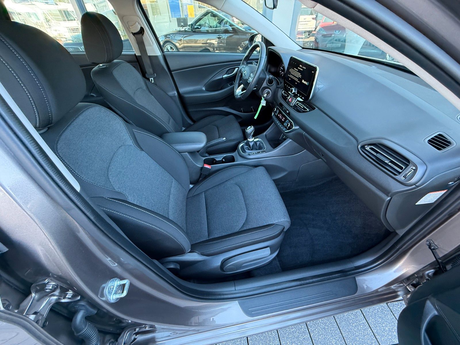 Fahrzeugabbildung Hyundai i30 Trend Mild-Hybrid,Navi,Sitzh.Kamera v+h