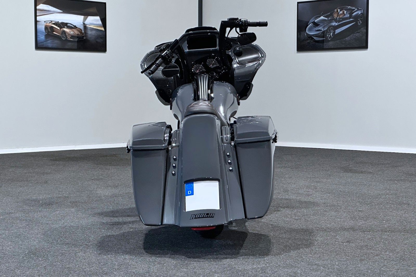 Fahrzeugabbildung Harley-Davidson CVO Road Glide KODLIN 23" FAT TI