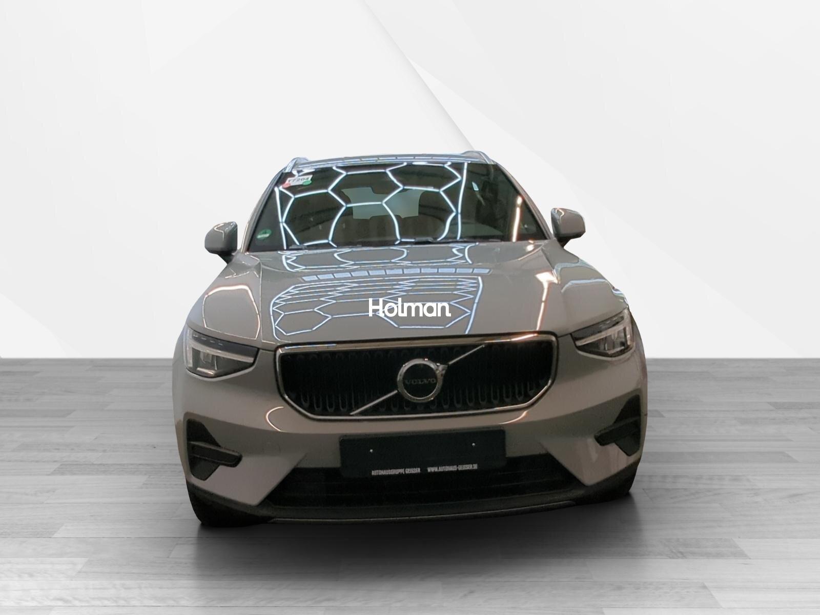 Volvo XC40 B3 B DKG Core RFK Navi LED