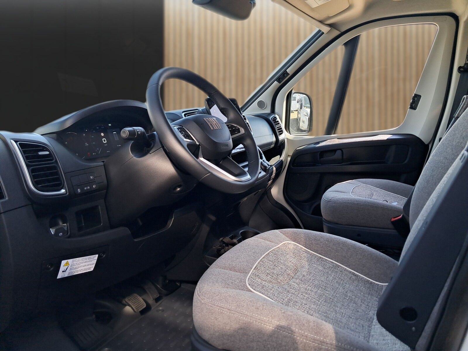 Fahrzeugabbildung Malibu Van compact 540 DB Klimaautomatik, Radio DAB,