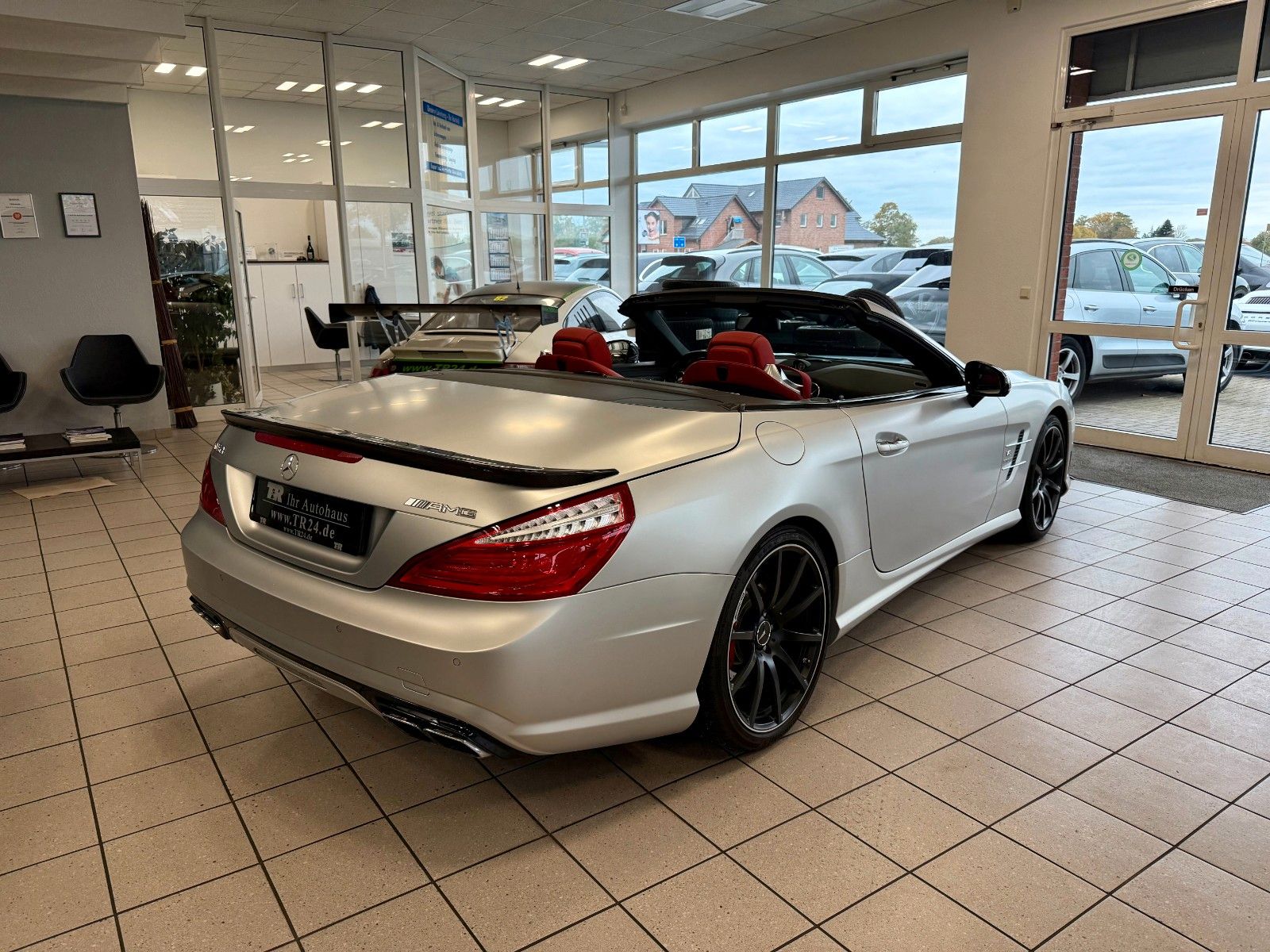 Fahrzeugabbildung Mercedes-Benz SL 63 AMG Edition 1 Performance/Designo/Carbon