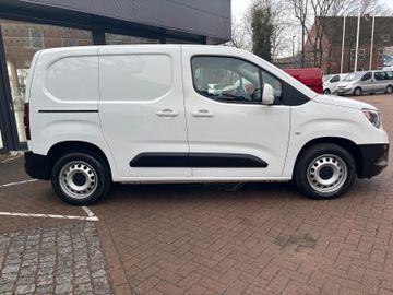 Bild 16 Opel Combo E Cargo Edition 1.5 D AT8