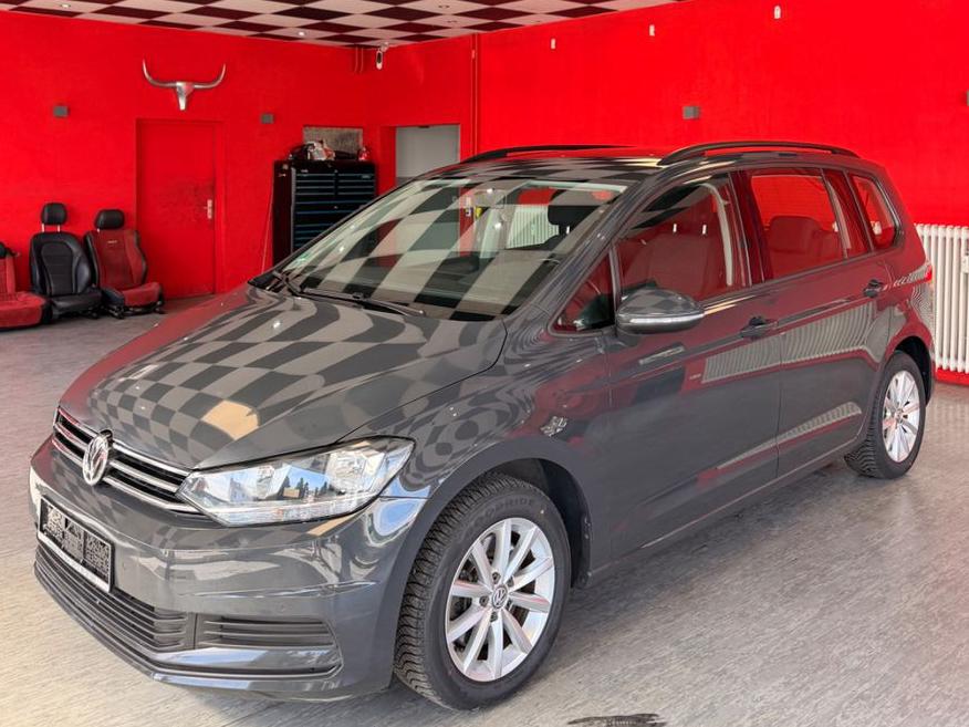 Volkswagen Touran 7 Sitzer 1Hand Scheck. TÜV & Service Neu