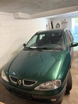 Renault Mégane I  Baujahr 2000  106.000 km - Renault Megane: 0 Km