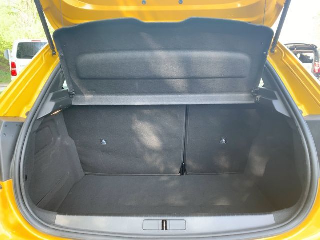 Foto Nummer 11: PEUGEOT 208