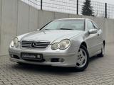 Mercedes-Benz C200 Coupe Indianapolis Autom/Xenon/Navi/TÜV2027 - gebrauchte Mercedes-Benz C 200 aus dem Jahr 2004