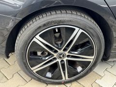 Fahrzeugabbildung C 300 T-Modell e Ambiente+el.Sitze+Standh.