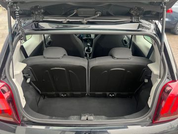 Fahrzeugabbildung Peugeot 108 Active 1.0 VTI 3 Türer Klima Bluetooth uvm.