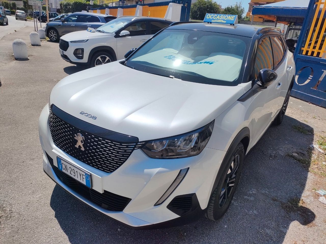 PEUGEOT 2008