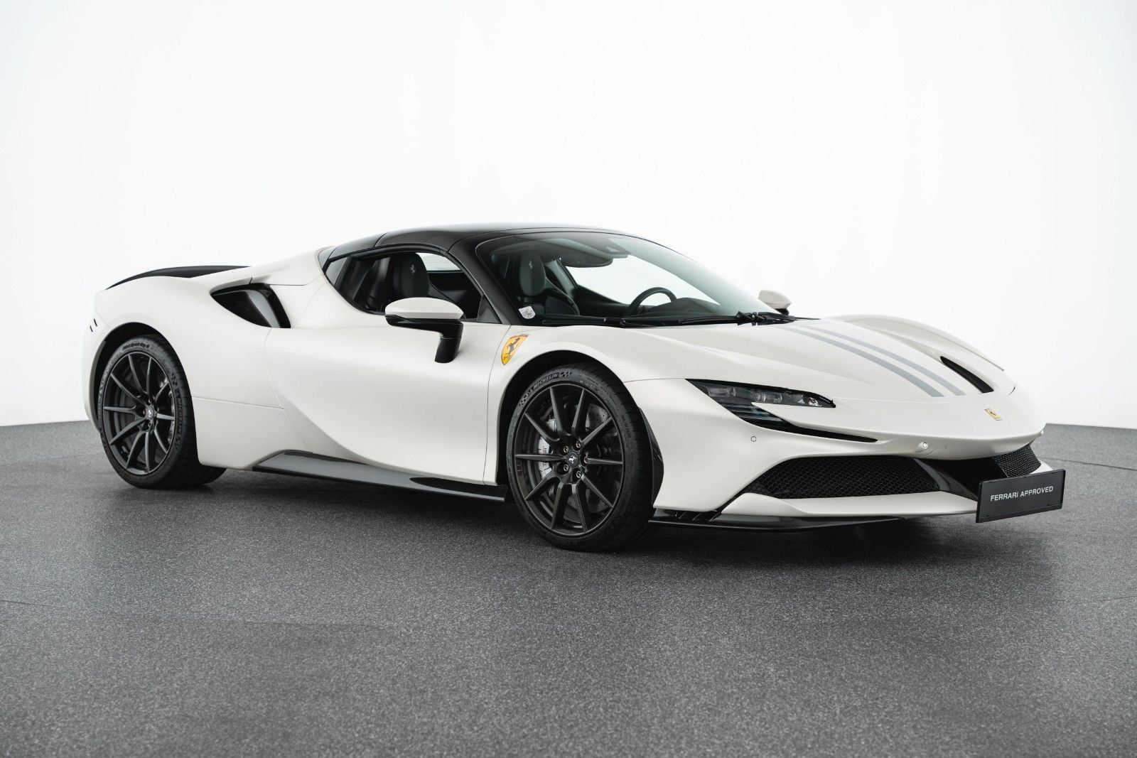 Ferrari SF90 Spider imagem 3
