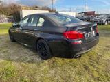BMW 550ixDrive V8 M-Paket/autom/navi/Sitzh/Temp/Heda - BMW 550 aus 2011: 550i