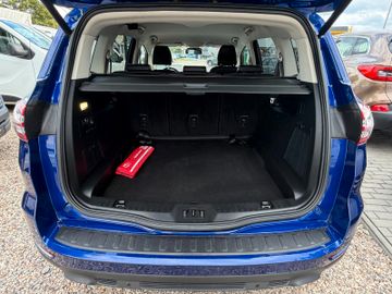 Ford S-Max - 9