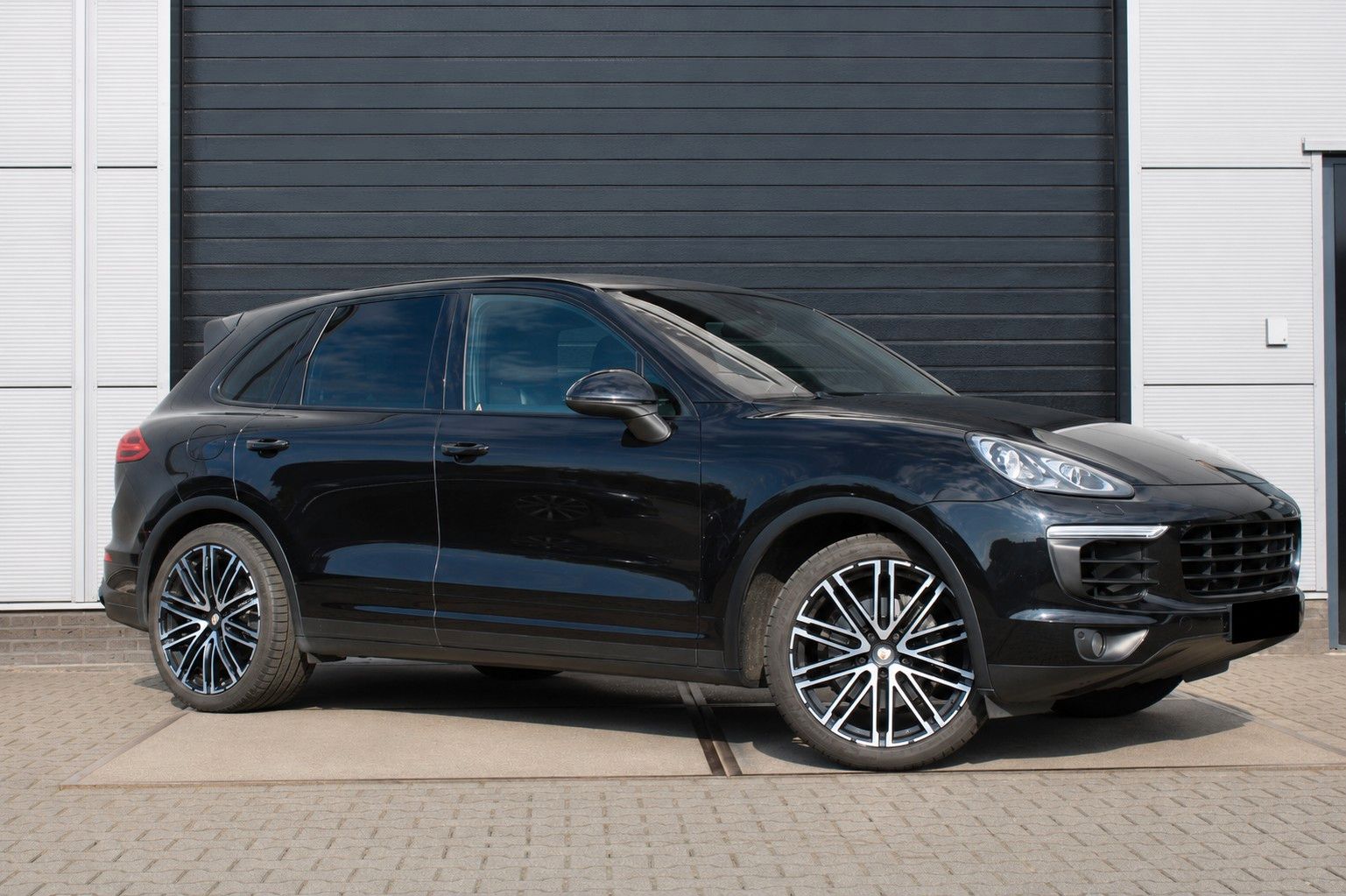 PORSCHE Cayenne Diesel Facelift Diesel 3.0 L, 262 PS