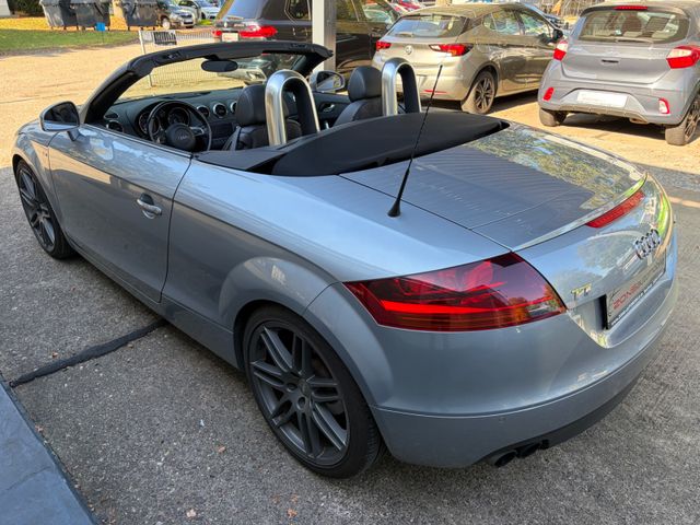 Fahrzeugabbildung Audi TT 2.0 TFSI Roadster quattro Autom.+Leder+Navi+
