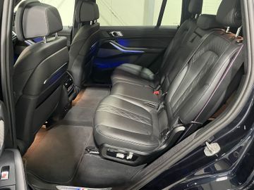 BMW X7 - 11