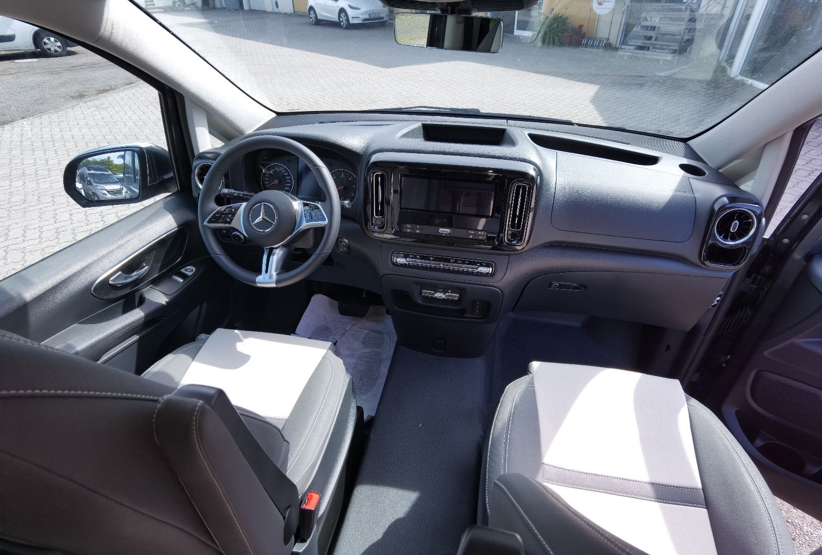Fahrzeugabbildung Westfalia Jules Verne 4Matic M25
