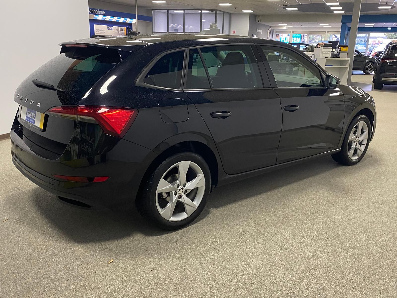 Fahrzeugabbildung SKODA Scala 1.0 TSI Style APP+KLIMA+RFK+PDC+SHZ+LED+++