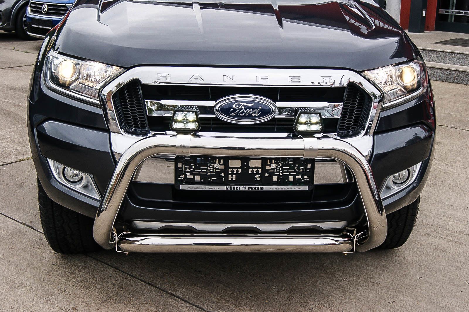 Fahrzeugabbildung Ford Ranger Limited 2.2 Doka 4x4 HARDTOP OFFROAD AHZV