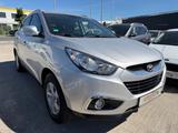 Hyundai ix35 2.0 CRDi Comfort 4WD/TüvNeu/Navi/Kamera/4x4 - Hyundai ix35 in Leipzig