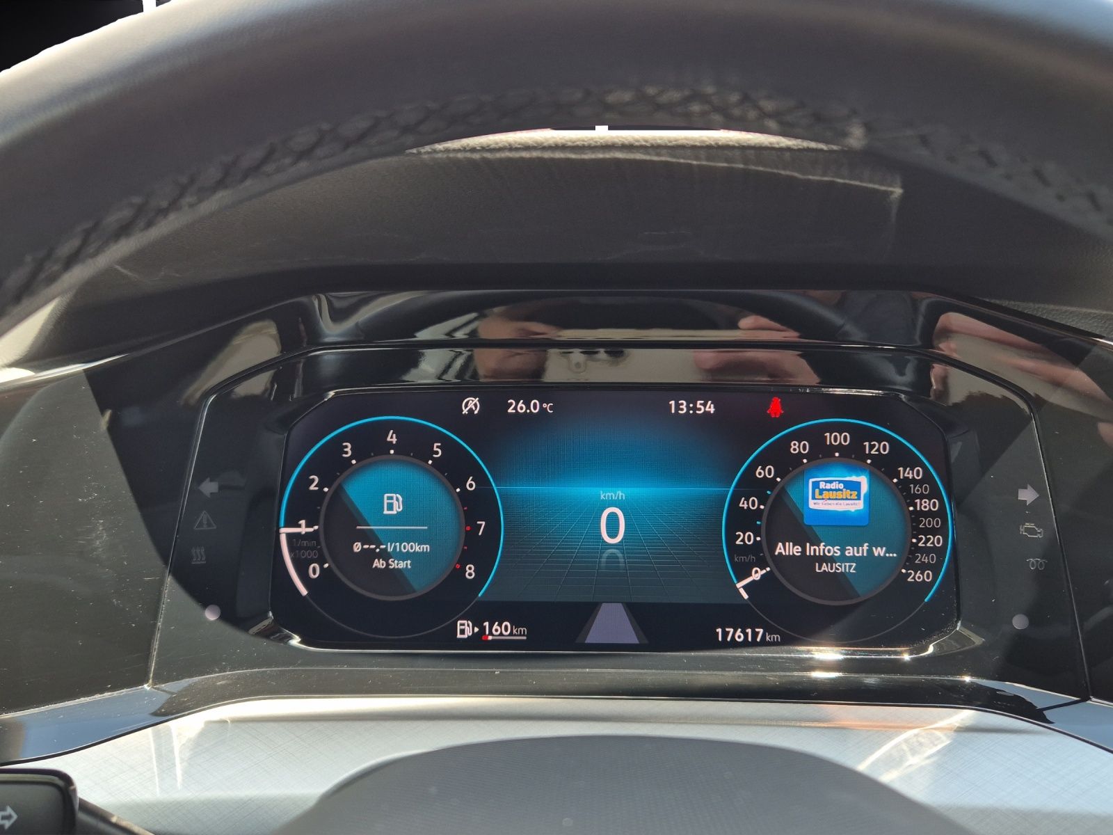 Fahrzeugabbildung Volkswagen Golf VIII Variant Life LED GRA SHZ LANE ASSIST