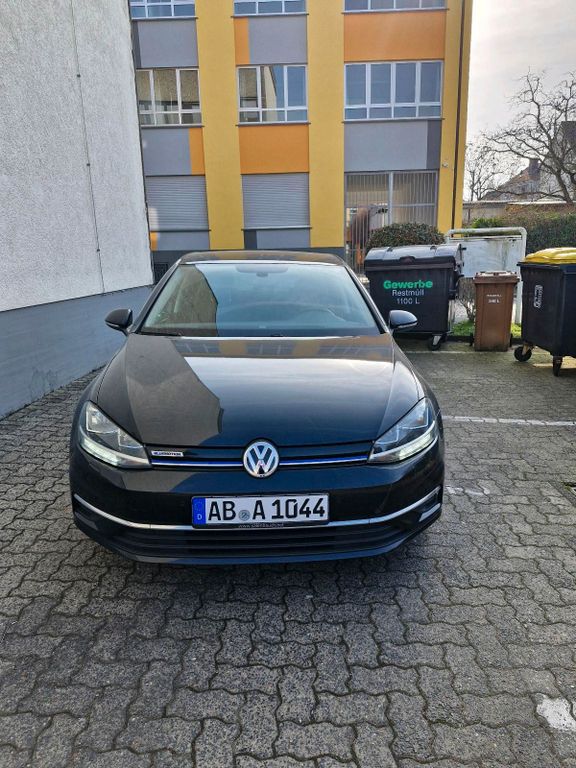 Image of Volkswagen Golf