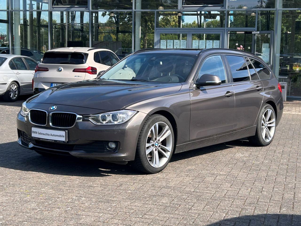 BMW 320d Touring / Leder / Glasdach / AHK schwenkbar