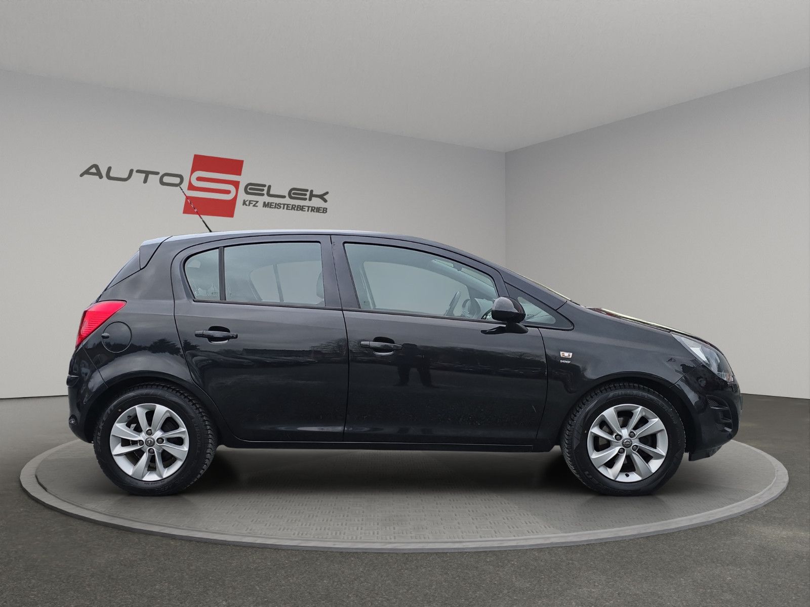 Fahrzeugabbildung Opel Corsa D Energy+Tempomat+SHZ+HU +Service NEU