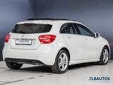 Mercedes-Benz A 180 Urban Navi/Panorama/Kamera/PDC/SHZ/Tempom. - Mercedes-Benz A-Class in Hamburg