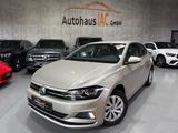 Volkswagen Polo VI Comfortline/NAVI/SHZ/TOTW/TEILLEDER - silberne Volkswagen Polo
