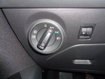 Fahrzeugabbildung SEAT Leon 1.4 TSI 92kW / NAVI / KLIMA / GARANTIE