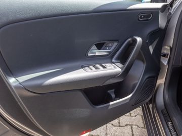 Mercedes A 180 - 12